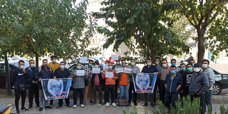 تجمع اعتراضی ماینرها در برابر اداره ستاد مبارزه با قاچاق کالا و ارز